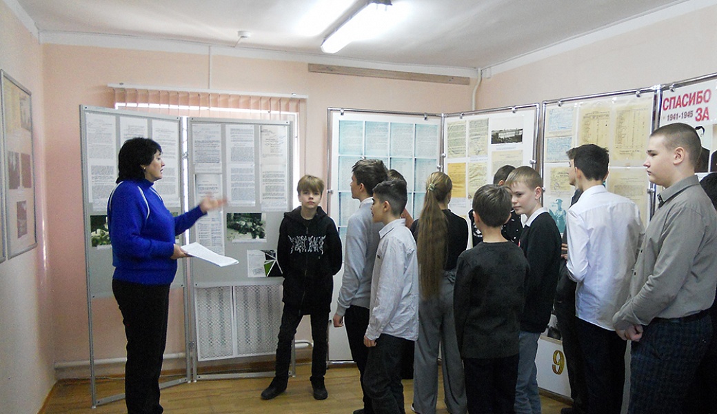 Экскурсии по выставке «Без срока давности» в Новоалександровском городском округе.