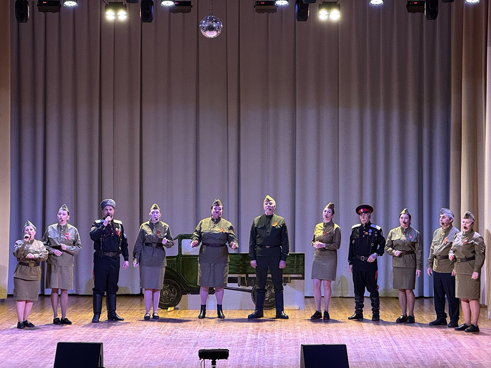 Концертная программа «Победа в сердце каждого живет».