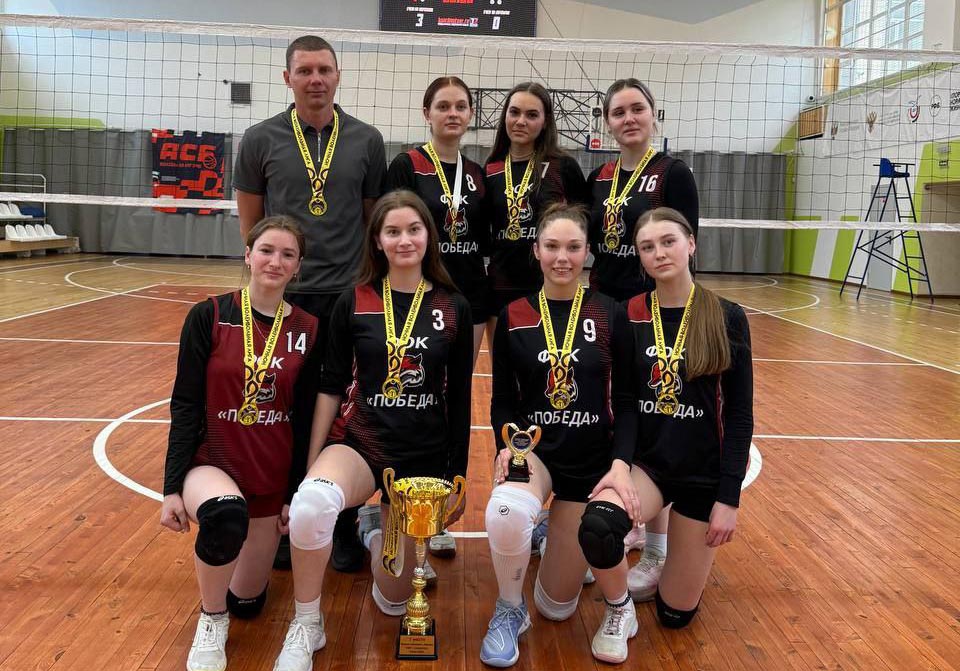 Новоалександровская команда заняла первое место в женском дивизионе Ночной волейбольной лиги Ставрополя.