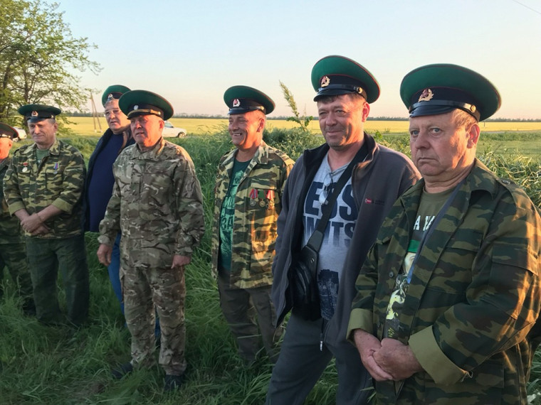 С днем пограничника!.